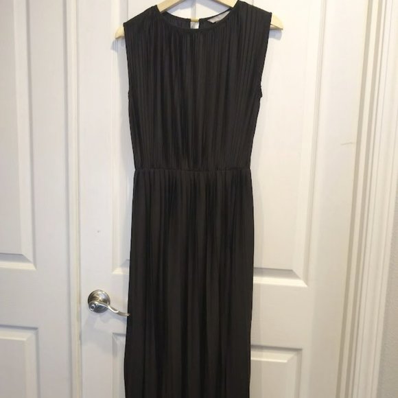 NWOT H&M Fine Pleated Black Dress size XS - Picture 6 of 6